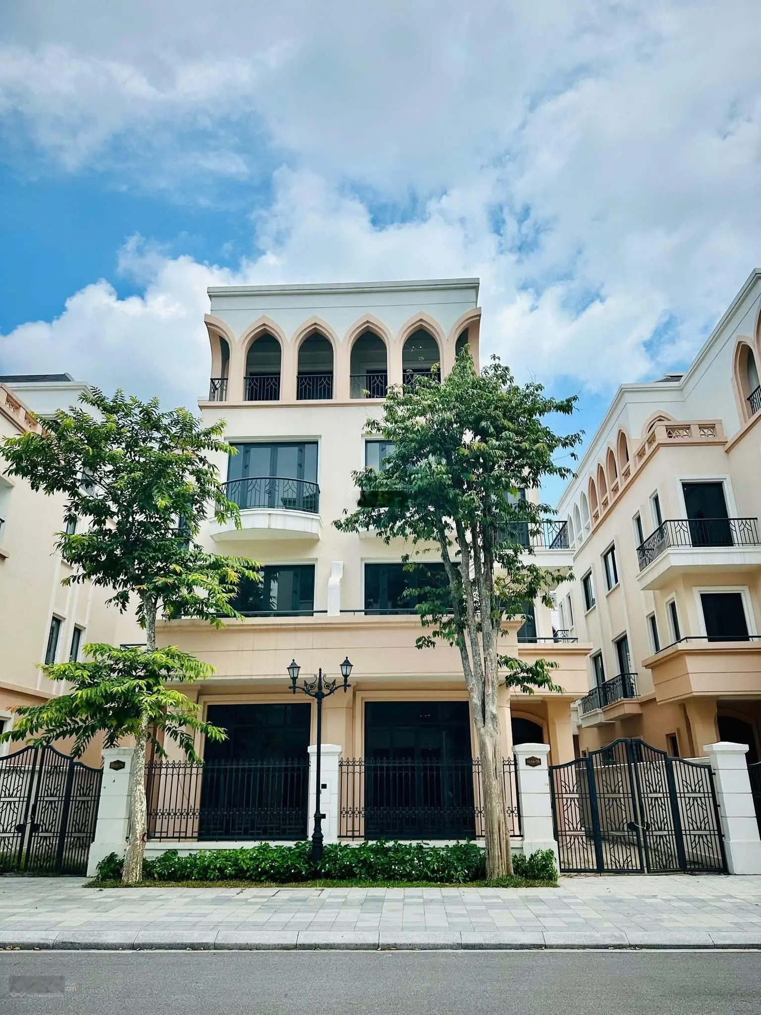 Chính chủ bán gấp biệt thự HA05-05 120m2 TB Giá 15 tỷ Vinhomes Ocean park2 The Empire 0962678988