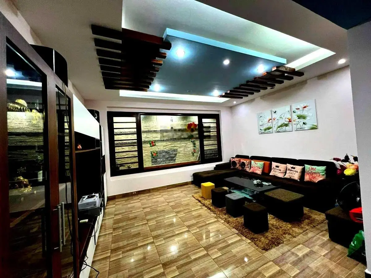 Bán nhà riêng giá 25 tỷ VND tại Phố Hoàng Cầu, Đống Đa, Hà Nội