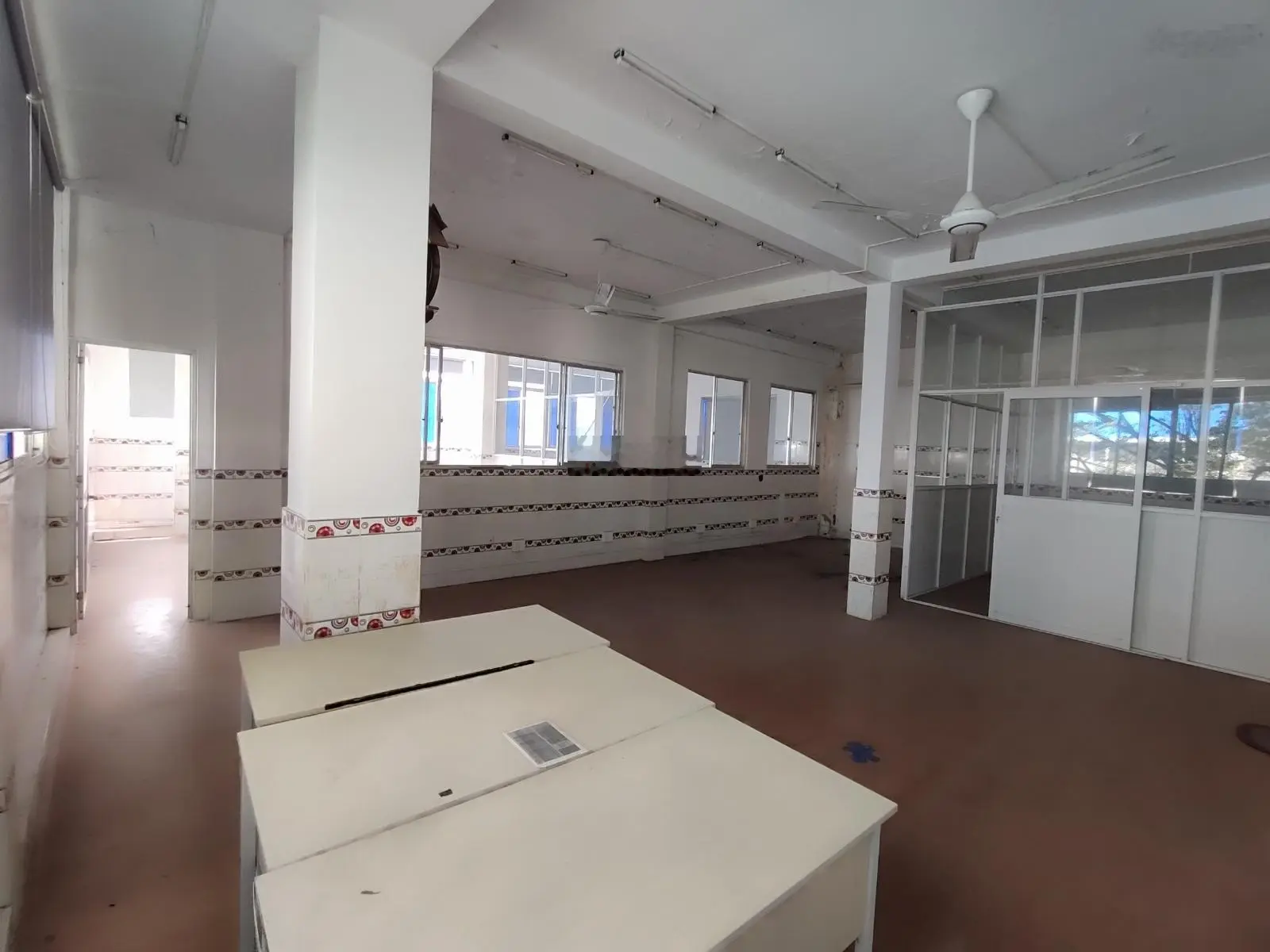 Góc 2 MT ngay Metro 280m2 3 lầu sẵn hợp đồng thuê 100 triệu/tháng