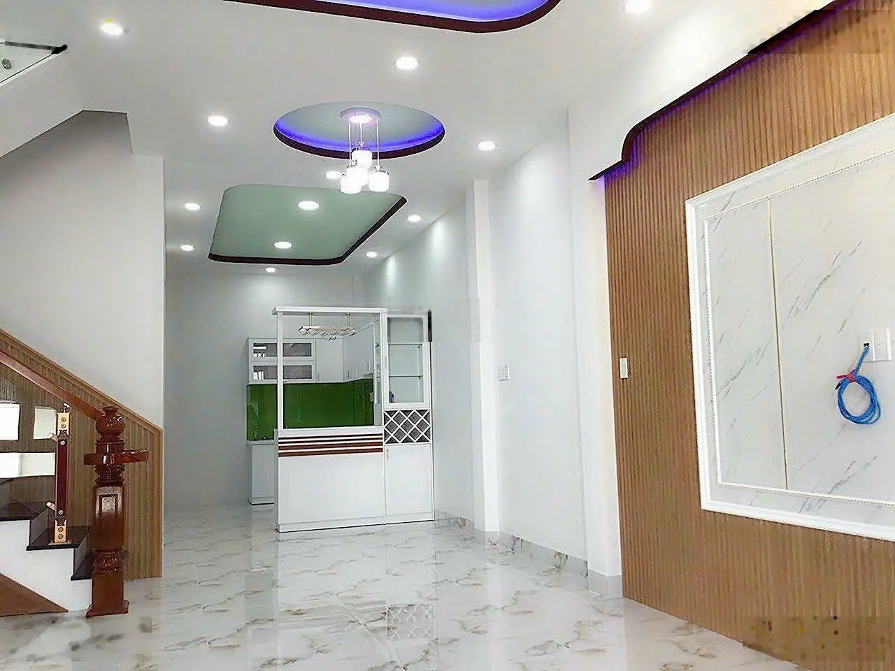 Bán nhà mới 3 tầng tại Vĩnh Ngọc (cạnh khu đô thị Vĩnh Điềm Trung) Nha Trang