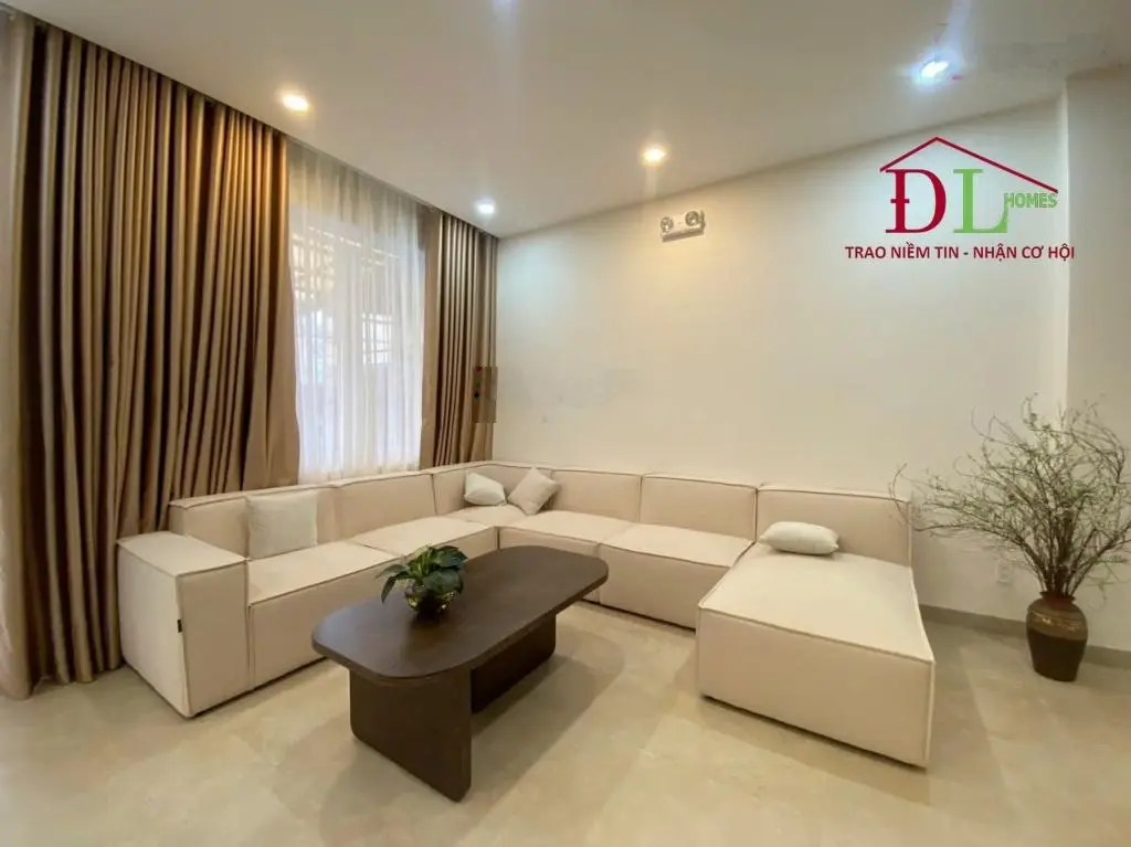 Bán biệt thự mới hoàn thiện đường Cô Giang, Đà Lạt - 222m2, 4PN, vị trí đẹp đã hoàn công, giá 23 tỷ