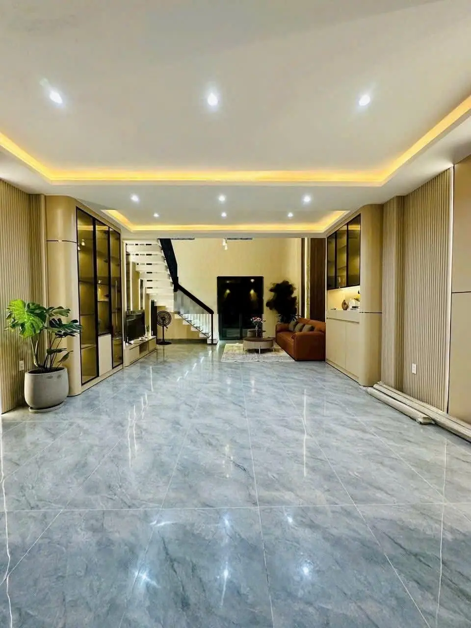 Bán nhà phố đường thạnh lộc 16