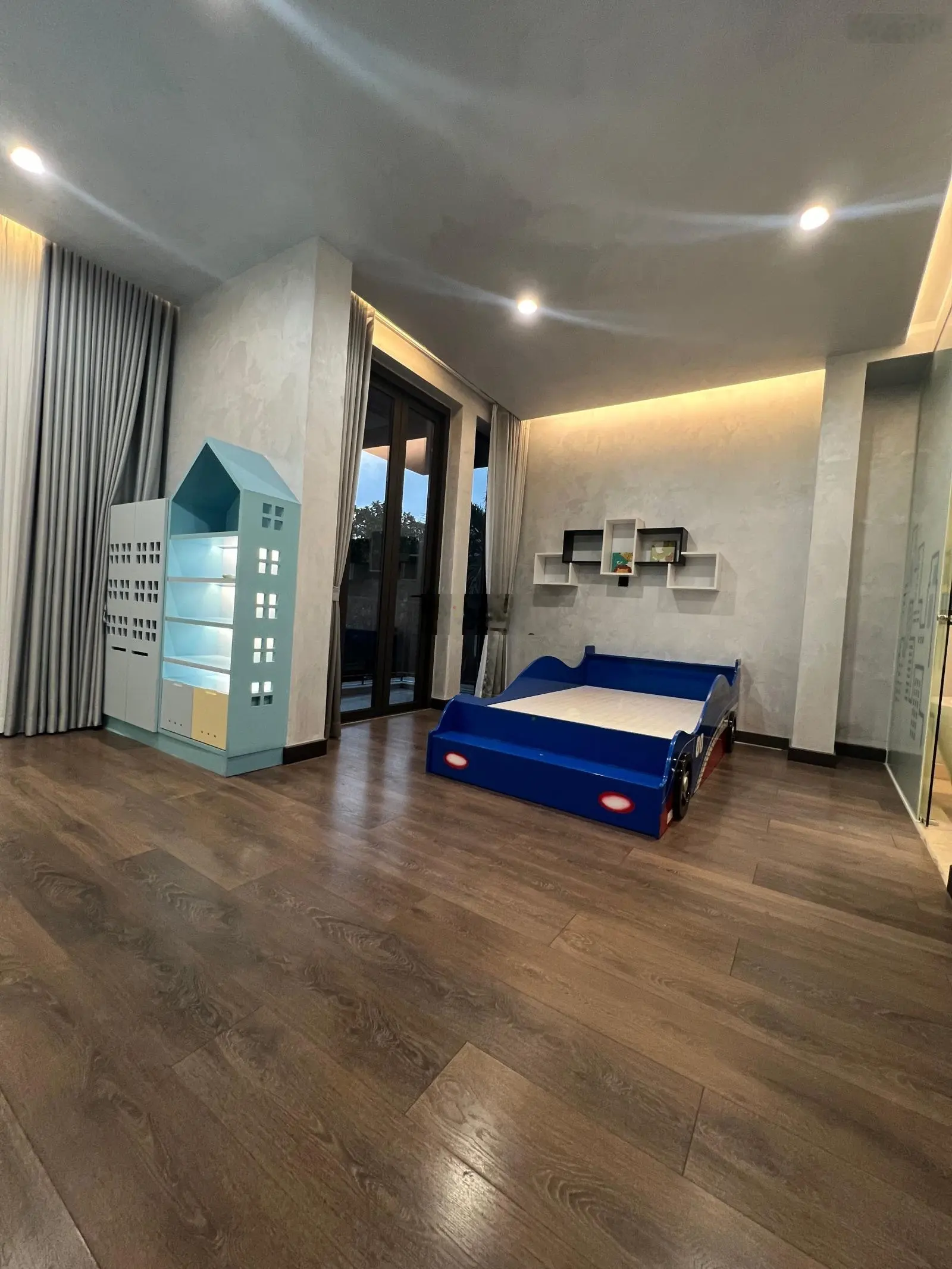 Biệt thự Hưng Thái 2 - Đường Nguyễn Đổng Chi - PMH giá 83 tỷ có thương lượng.E Trúc 0914 631 ***