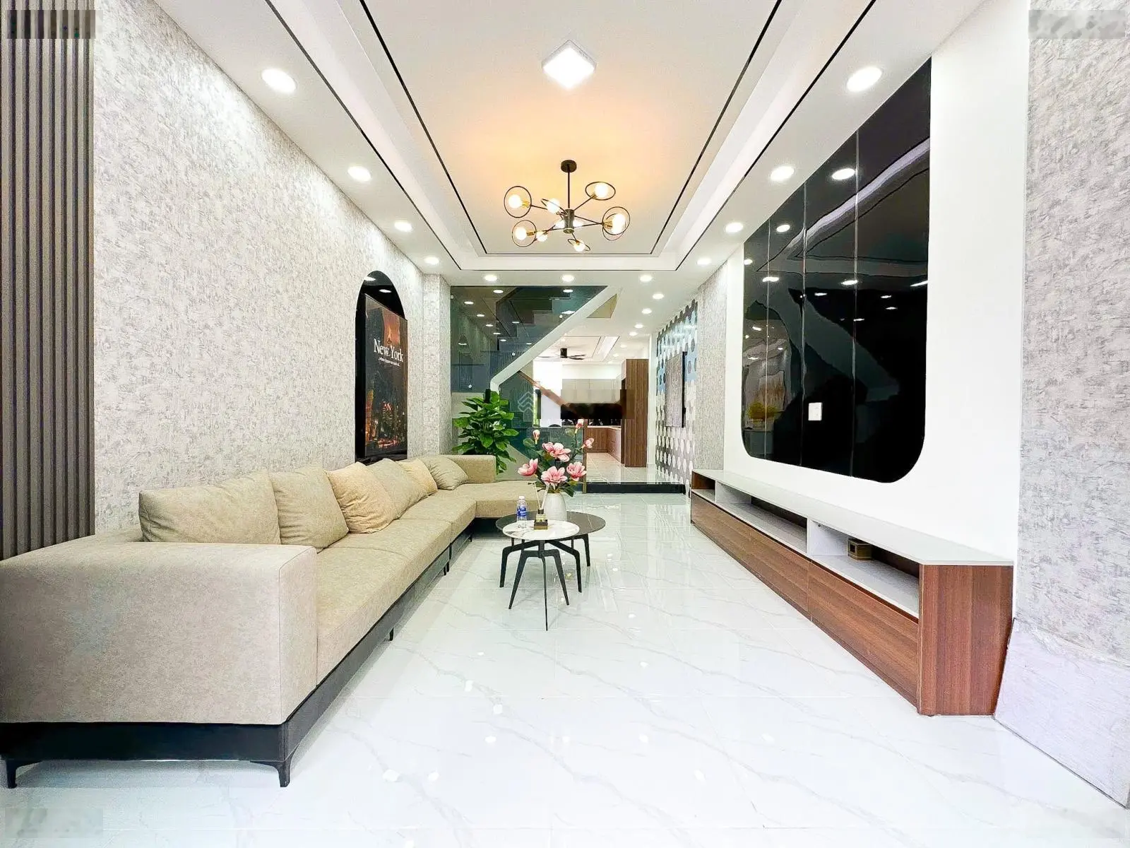 Bán nhà sổ riêng 82,67m2 hoàn công 3 tầng full nội thất Huỳnh Tấn Phát Quận 7