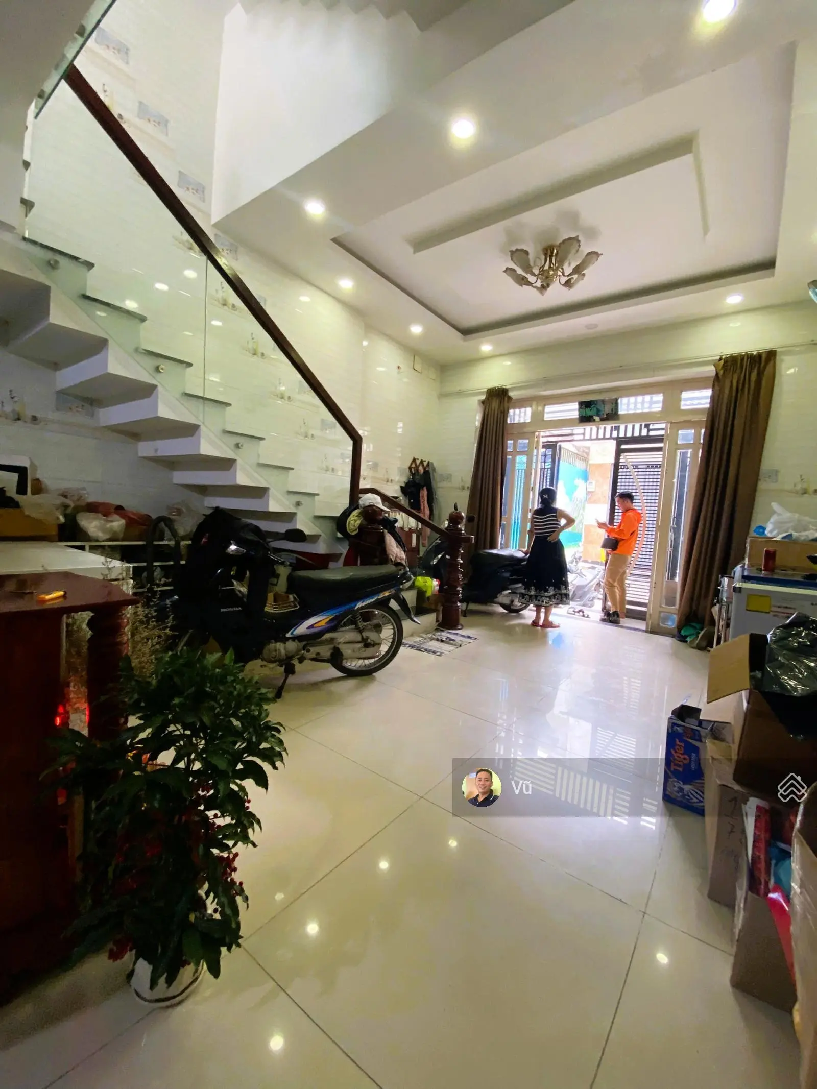 Nhà 4 tầng đường Đinh Thị Thi ngay Vạn Phúc City, DT 59m2, sổ hồng hoàn công, giá 7 tỷ 1
