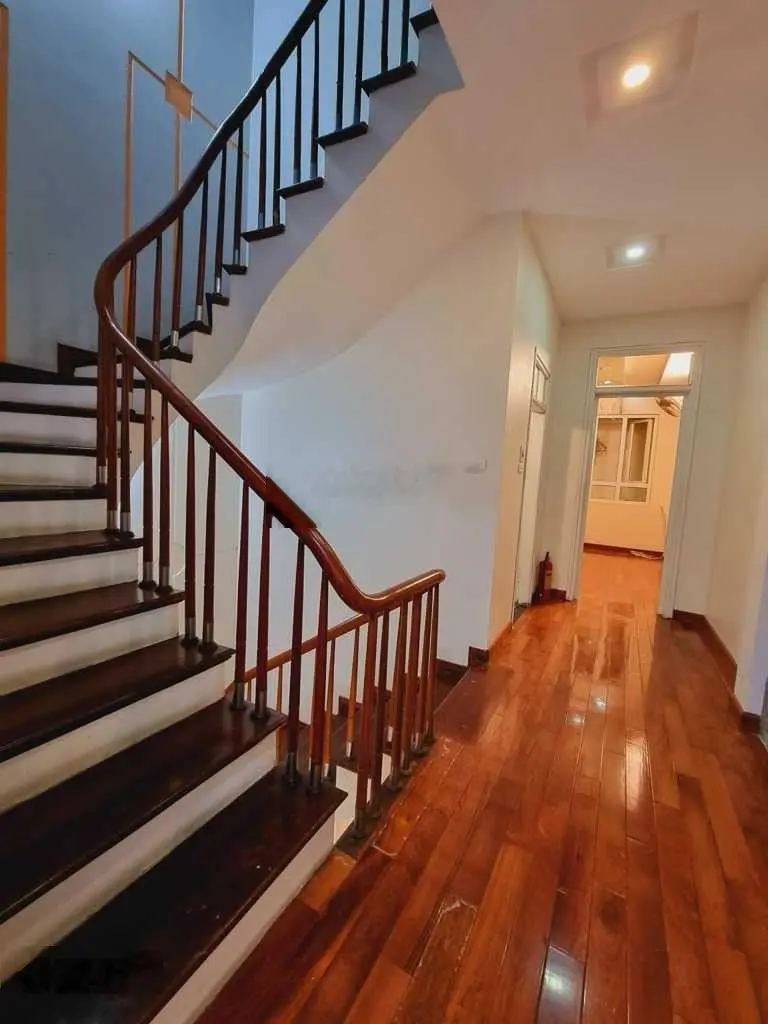 Bán nhà đường Nguyễn Khang, Cầu Giấy, Dt 65m2, 5T, Mt 4,5m, giá 18,9 tỷ, 0948 552 ***