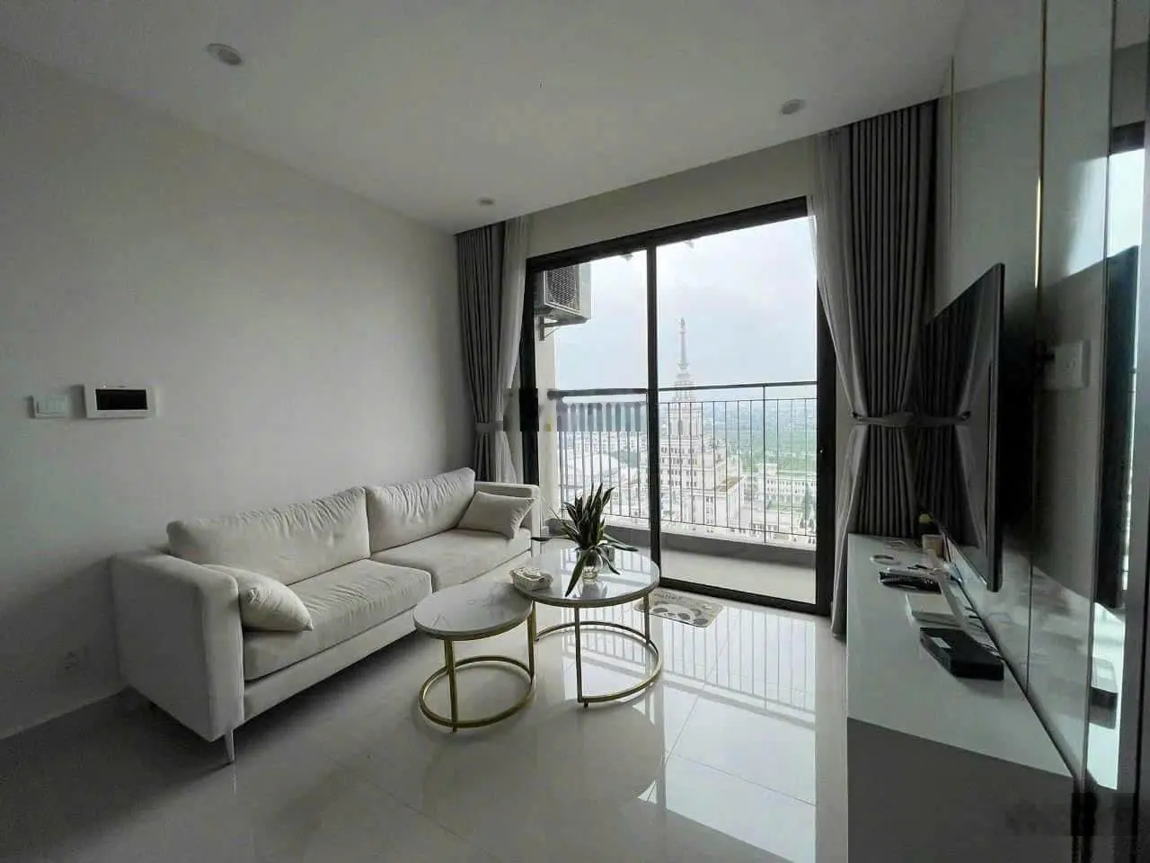 Bán căn hộ s2.10, s2.17 full đồ giá siêu tốt được chiết khấu 10% và htls 0% 18tháng