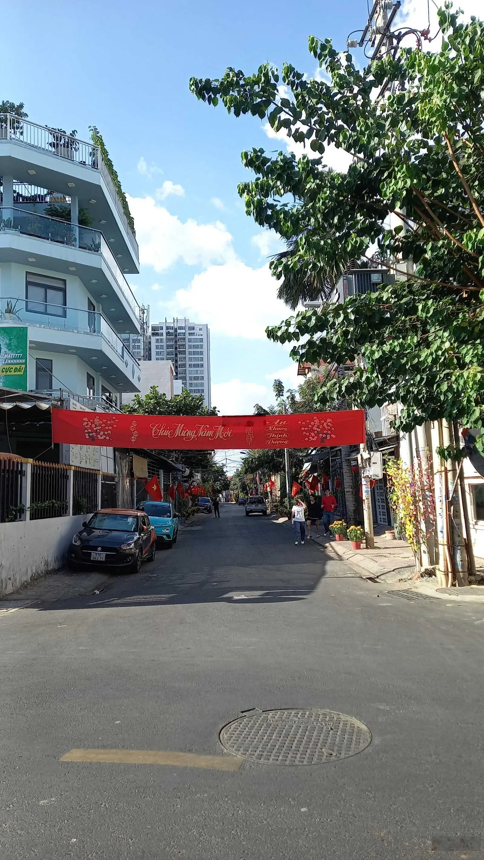 Bán đất phố Nguyễn Cừ giá 139tr/m2, kế bên phố đêm Thảo Điền - LH 0909 924 ***