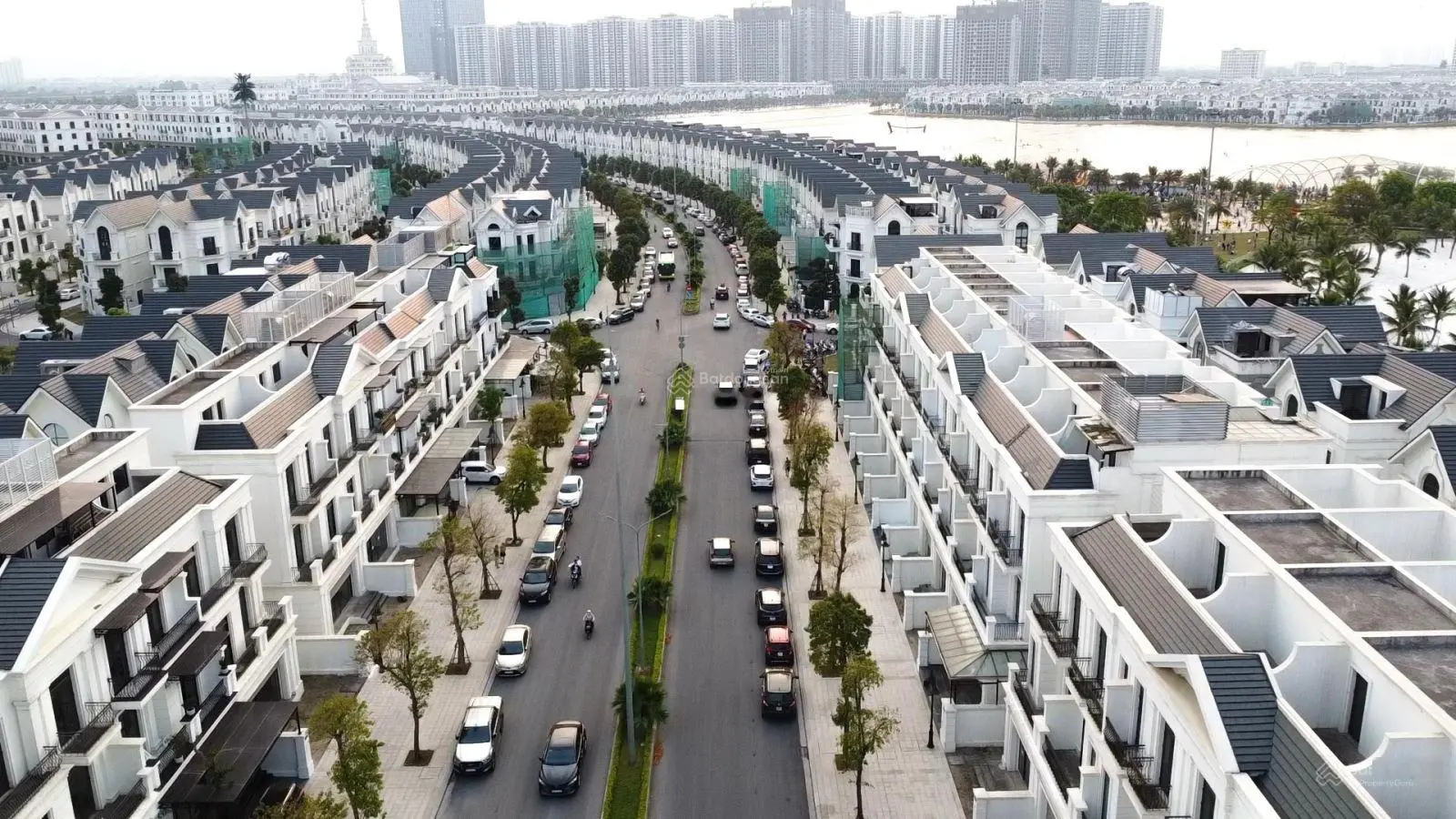 Bán shophouse mặt đường 30m đơn giá tốt nhất dự án Vinhomes Ocean Park Gia Lâm Hà Nội