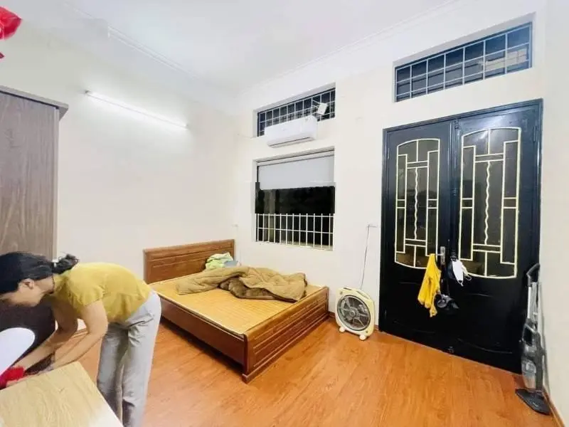 Bán nhà Quan Nhân 45m2 5 tầng 6 pn gần ô tô giá linh động 4,5 tỷ