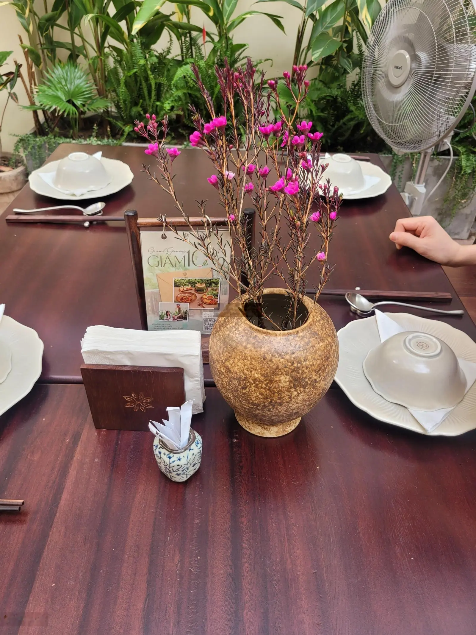 Rẻ! Nhà đẹp ở luôn KĐT Tây Nam Linh Đàm, Bùi Quốc Khái, 4PN, quận Hoàng Mai