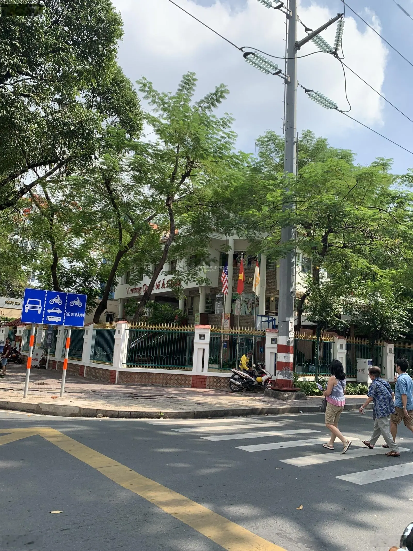 Bán gấp mặt tiền Bà Huyện Thanh Quan, P.6, Q.3 - DT: 10x22m vuông vức nhà 2 tầng chỉ 85 tỷ