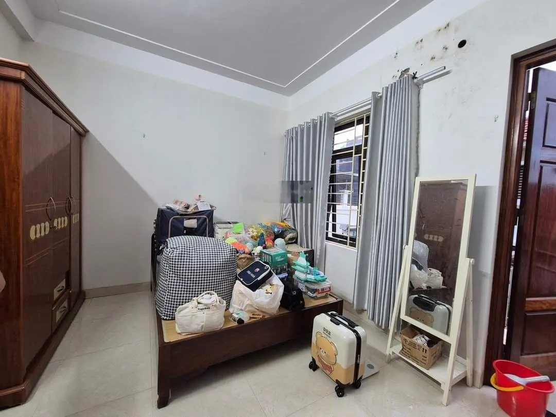 Bán gấp nhà siêu hiếm view triệu đô Đức Diễn. 63m2 x 5 tầng xung quanh ngập tràn tiện ích khu vip