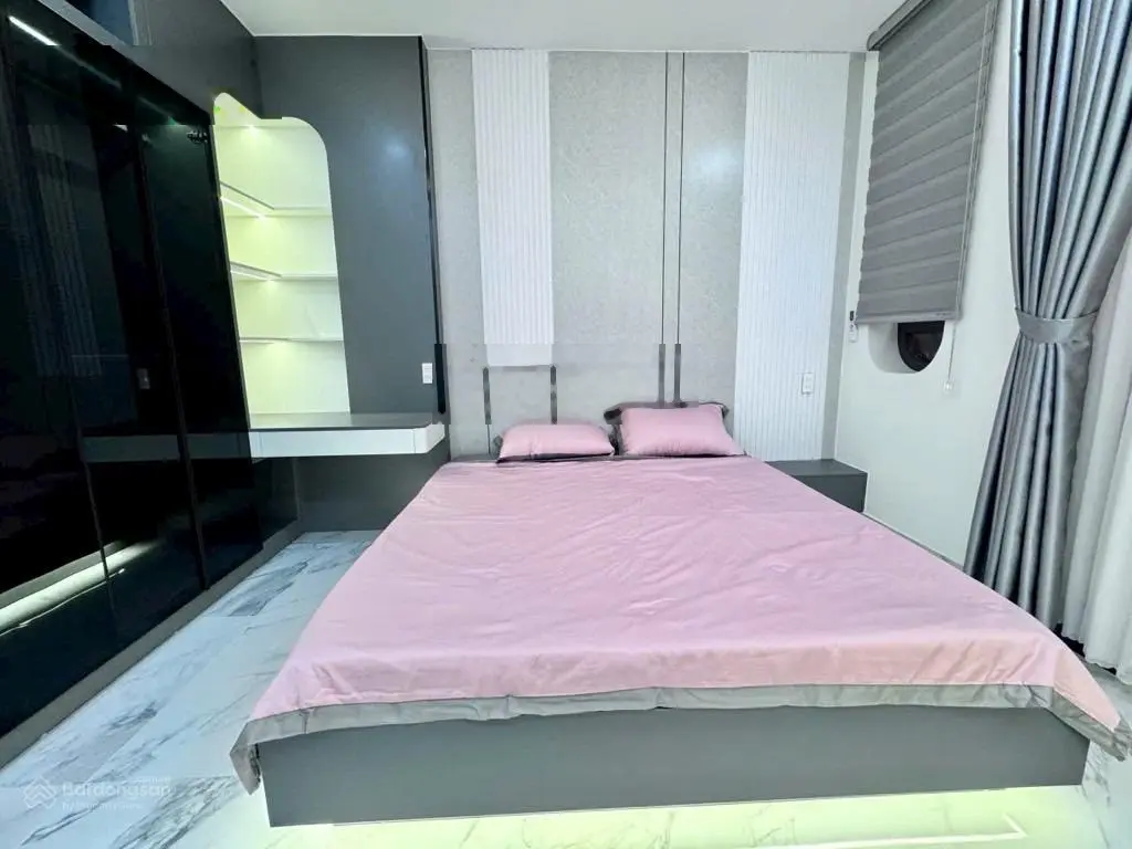 Nhà mới vô ở ngay tặng full nội thất - hẻm xe hơi thông 1 trục - Huỳnh Văn Nghệ phường 15 Tân Bình