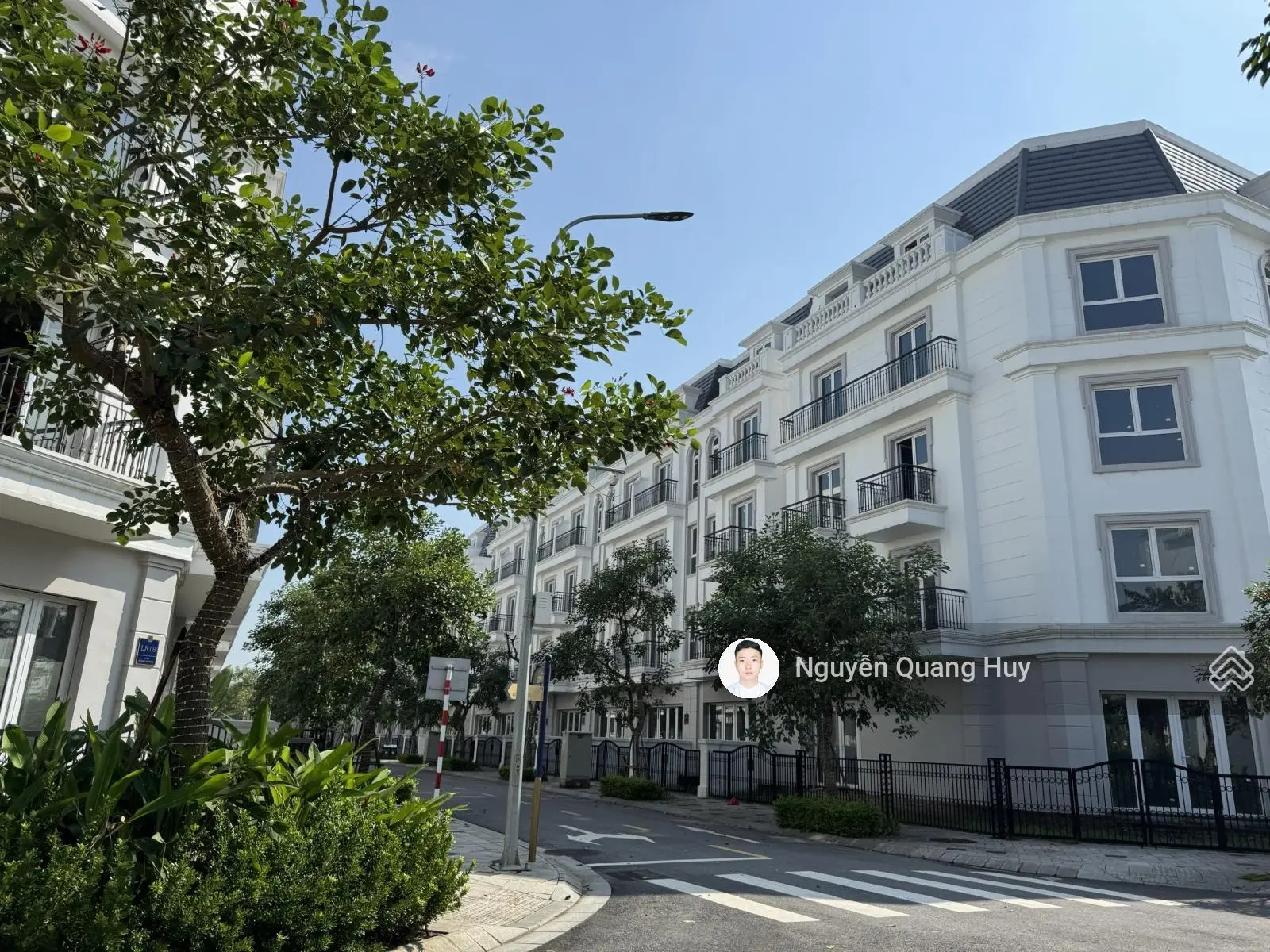 Cần bán căn Shophouse 95,5m2, lô góc, view bể bơi tại dự án Eurowindow, TT Trâu Quỳ.