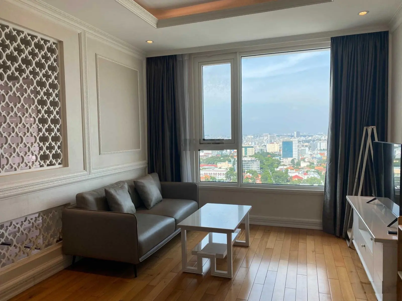 Bán thu hồi vốn căn hộ 2PN 2WC 75m2 Léman Luxury, tầng cao, nhận nhà ngay. LH 0934 004 ***
