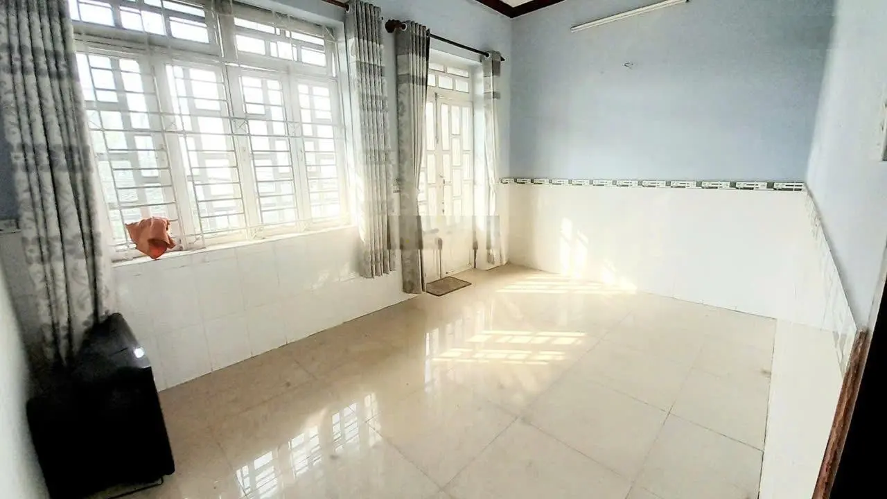 Bán nhà Đặng Văn Bi - Thủ Đức - 77M2 - Nhà 2 Tầng - Ô Tô Ngủ Trong Nhà - 3 Phòng Ngủ