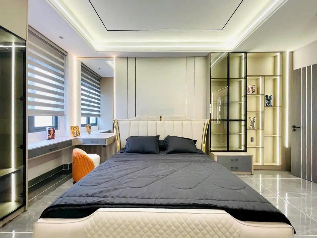 Bán nhà HXH 8m oto thông hẻm 319/47 Lê Văn Thọ P9 4 tầng 4PN 6WC có thang máy 4x18m full nội thất