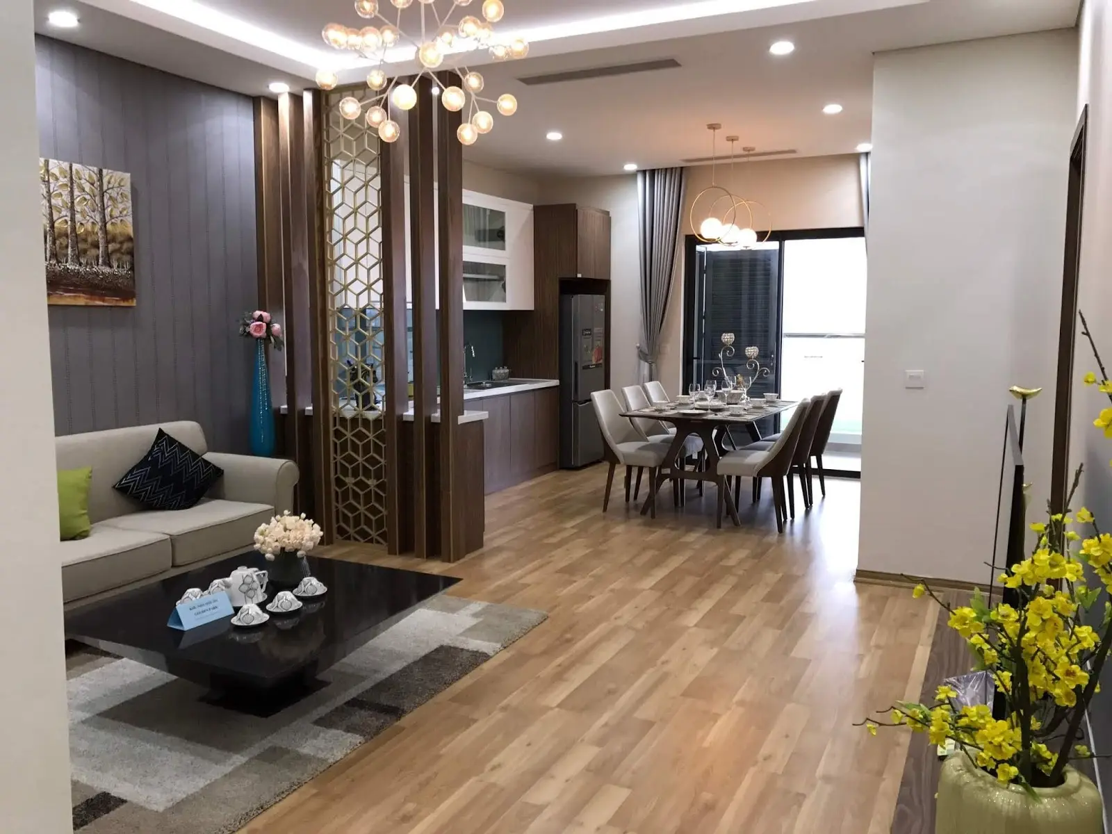 Cần bán nhanh căn hộ 3N 95,6m2 tại Golden Park Cầu Giấy tầng trung full nội thất giá 7,9 tỷ