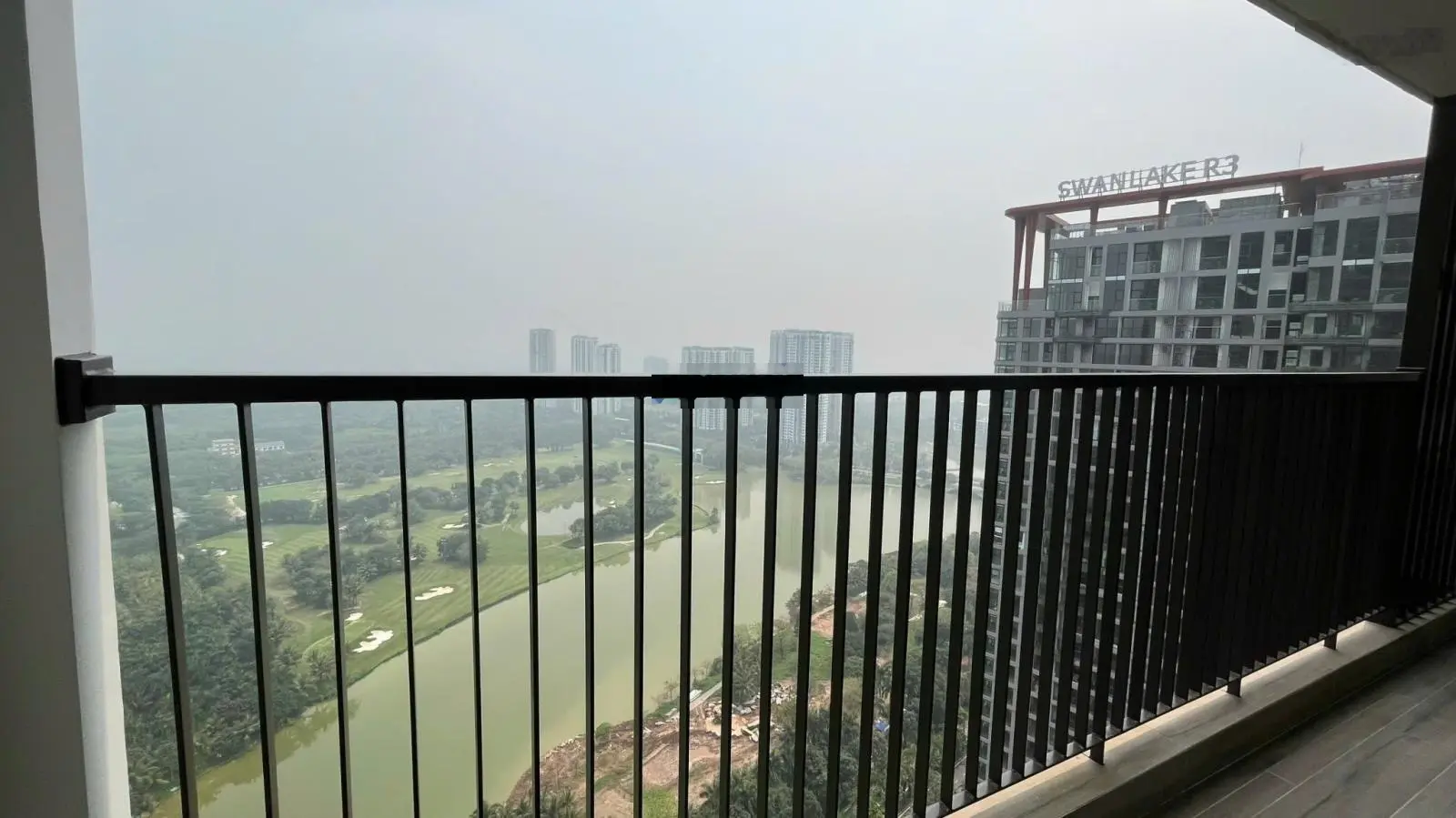 Chính chủ bán căn hộ Mezza, view trọn vẹn hồ thiên nga, sân golf, view đỉnh nóc kịch trần