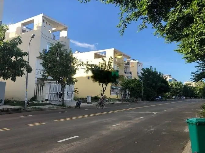 Đường D1, KDC Nam Long, Phước Long B Thủ Đức 5,4tỷ/90m2.