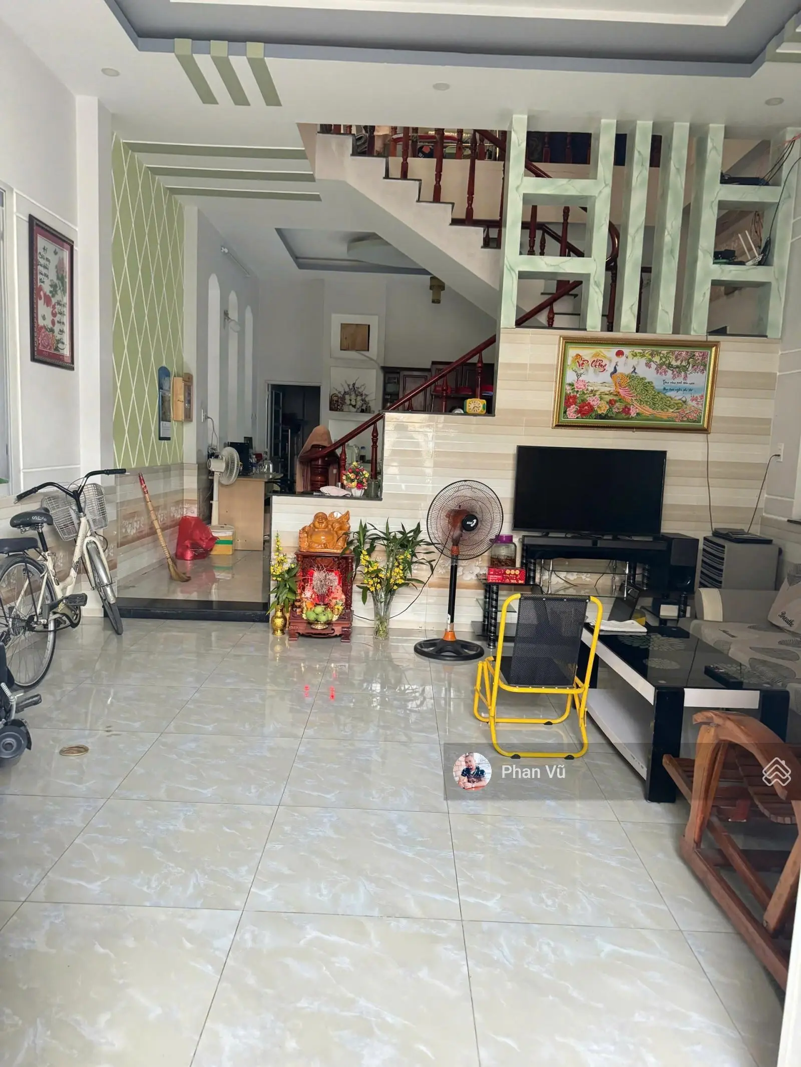 Nhà 3P ngủ, Đ. Phạm Ngũ Lão, sát trường Lê Quý Đôn, TTHC Dĩ An. LH: 0909.290.286