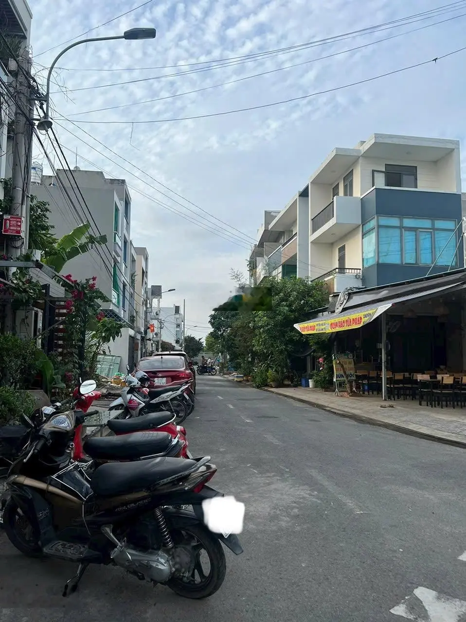 Nhà 1 trệt 2 lầu, 1 xẹt đường Gò Cát , đường rộng 12m, giá 5tỷ650