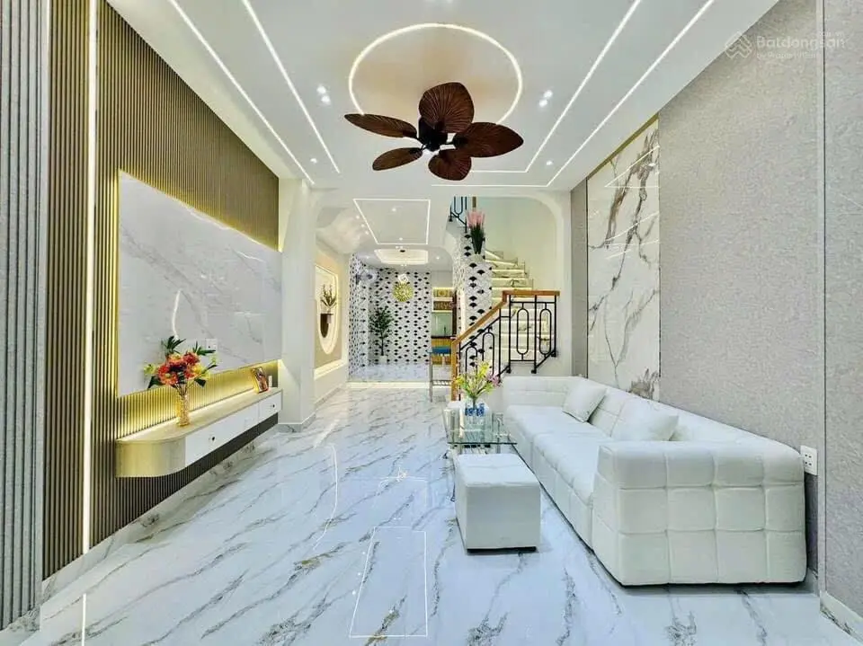 gần Hồ Con Rùa, nhà Võ Văn Tần. Q3, 65m2 (5x13). giá 3ty360, hđt 23tr/tháng. đầu tư chọn ngay