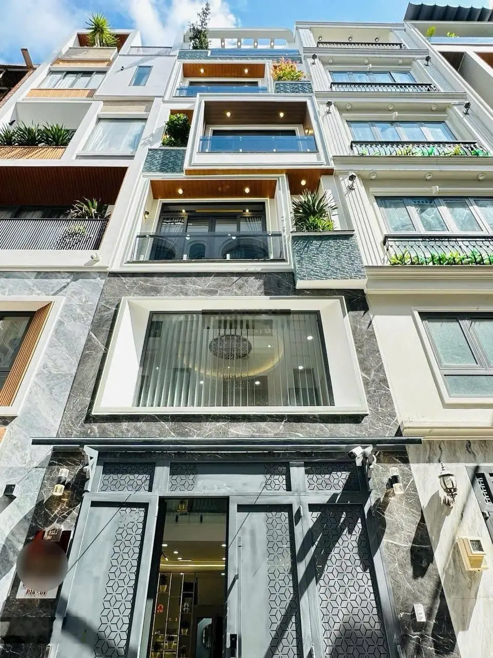 Bán nhà - tiện ích Ngân Hà Galaxy - phân lô ô tô - mới kính koong - 37m2 - 5 tầng - giá nhỉnh 8tỷ