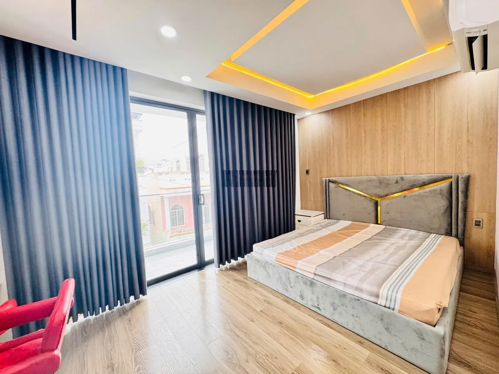 Bán nhà gần biển full nội thất xịn xò. 6 tầng chỉ 18 tỷ mặt đường phạm ngọc thạch vĩnh hải nha trag