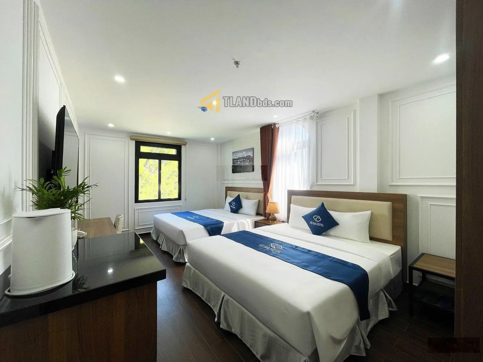 Bán khách sạn ngay trung tâm phường 1, Đà Lạt, đi bộ ra hồ, 21 phòng Doanh thu 300tr, giá 46 tỷ