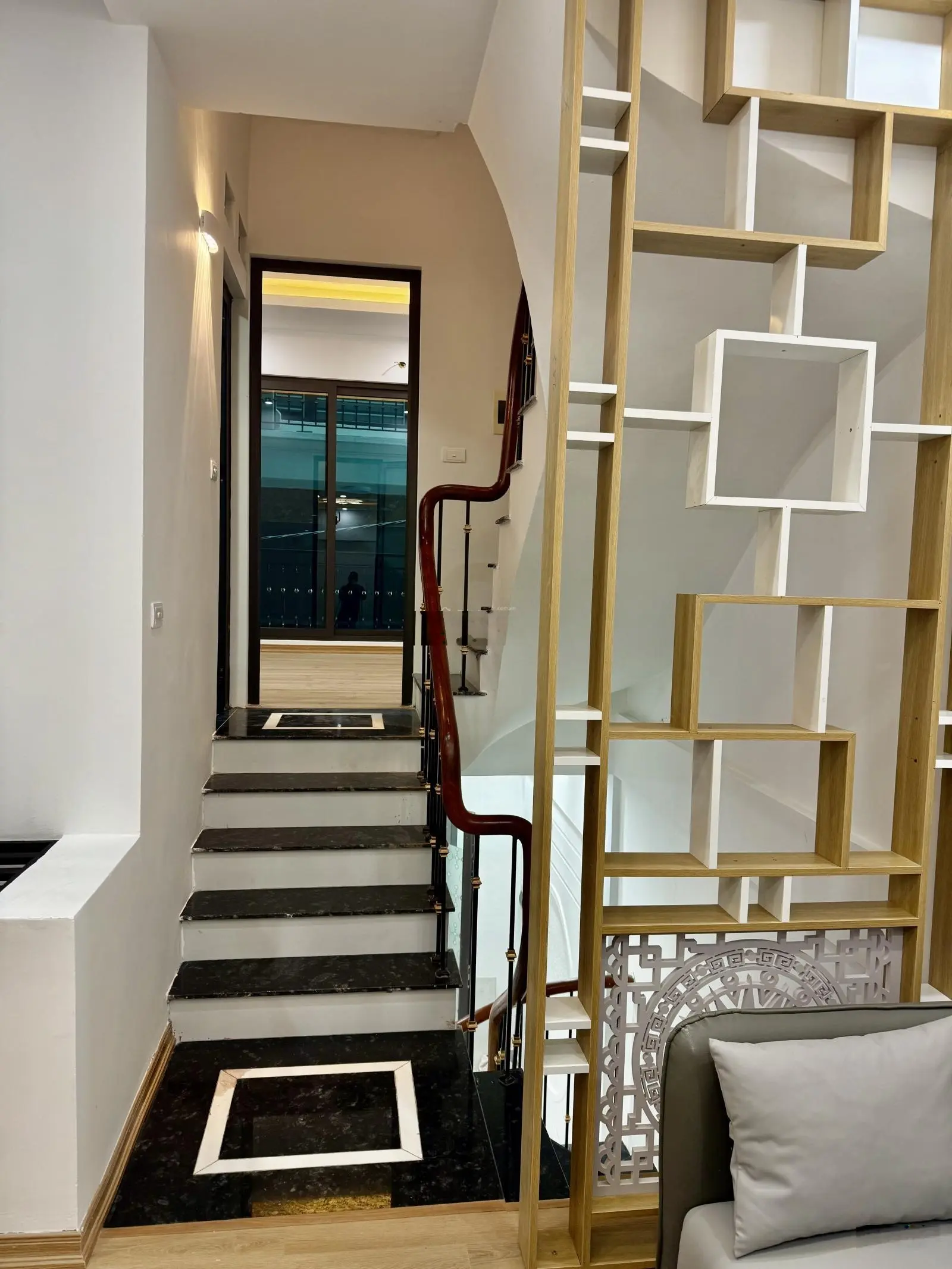 Chính chủ bán nhanh nhà đẹp Bằng Liệt Linh Đàm 38M-5 tầng - giá 6.85 tỷ , gần ô tô, kinh doanh onl