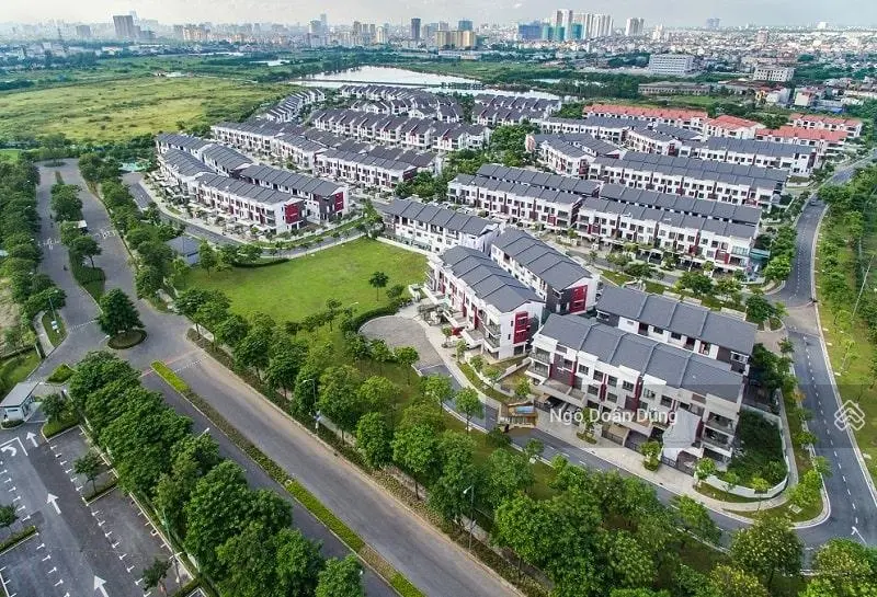 Biệt thự Gamuda 290m2 nội thất cao cấp sân vườn siêu rộng gần công viên, 0904 744 ***