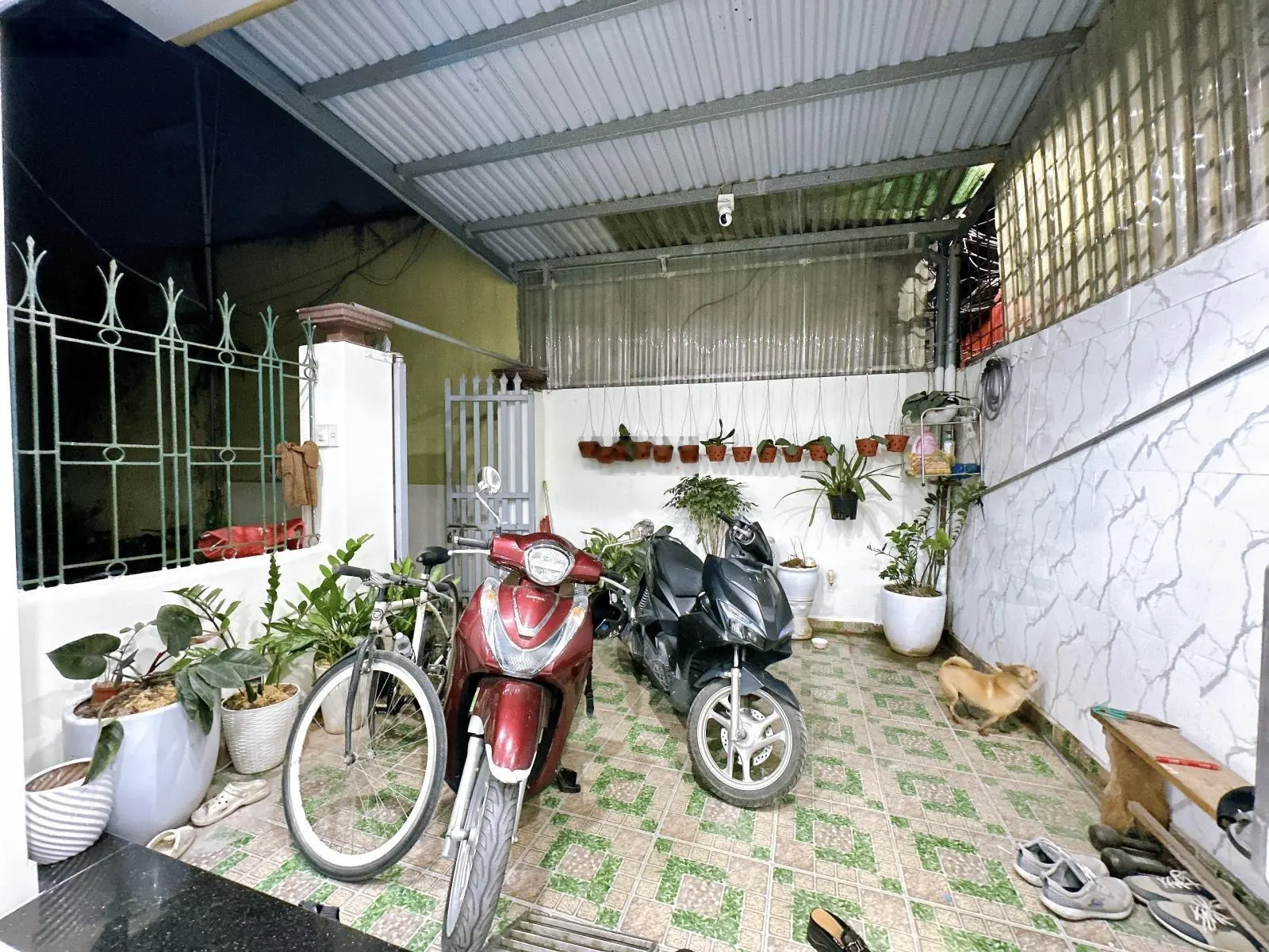 Nhà không ngập lụt tại phố Lê Lợi, hàng hiếm còn sót lại