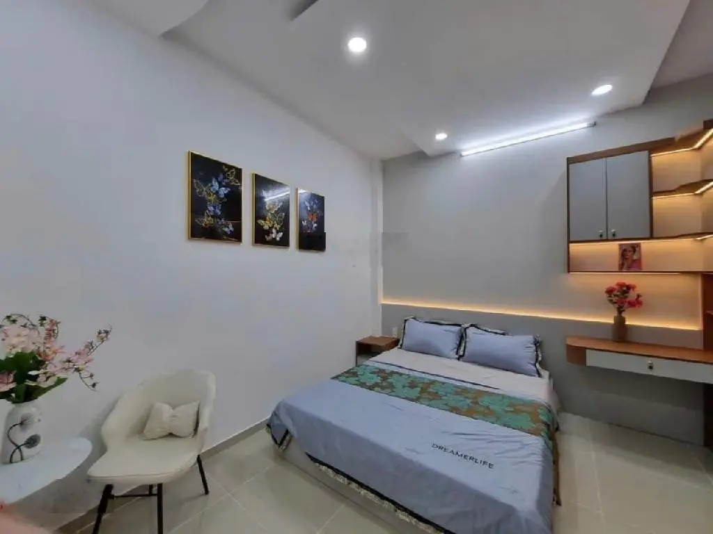 Nhà có chiều ngang 11m cực đẹp Phạm Văn Chiêu, P9, Gò Vấp DT 54m2 giá 5 tỷ 800 full nội thất