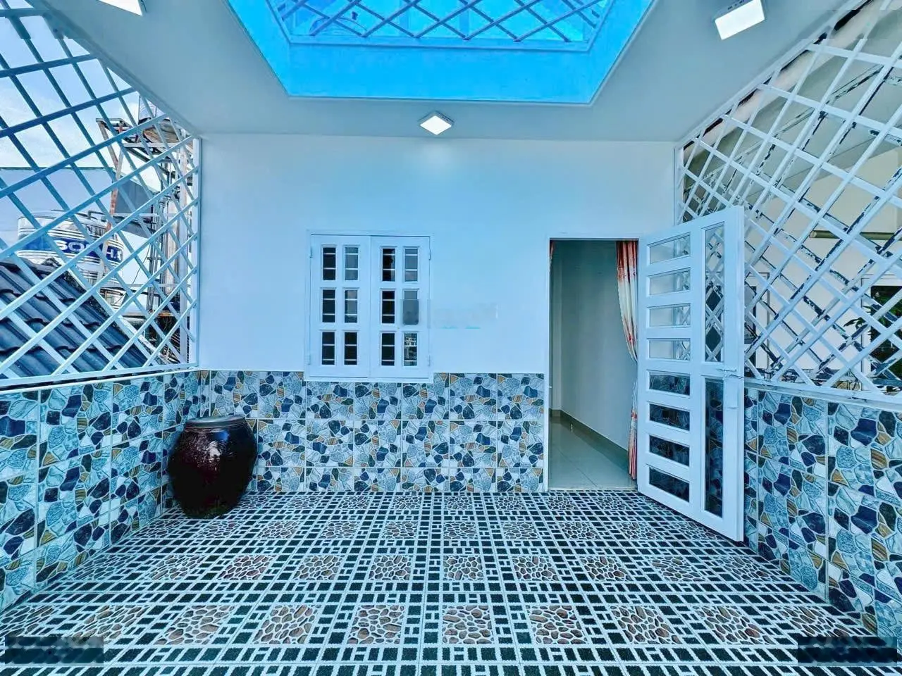Siêu phẩm 78m2 Cộng Hòa, P. 4, Tân Bình. Hẻm 6m, xây 1 trệt 3 lầu. Giá 3 tỷ 050. Gần sân bay