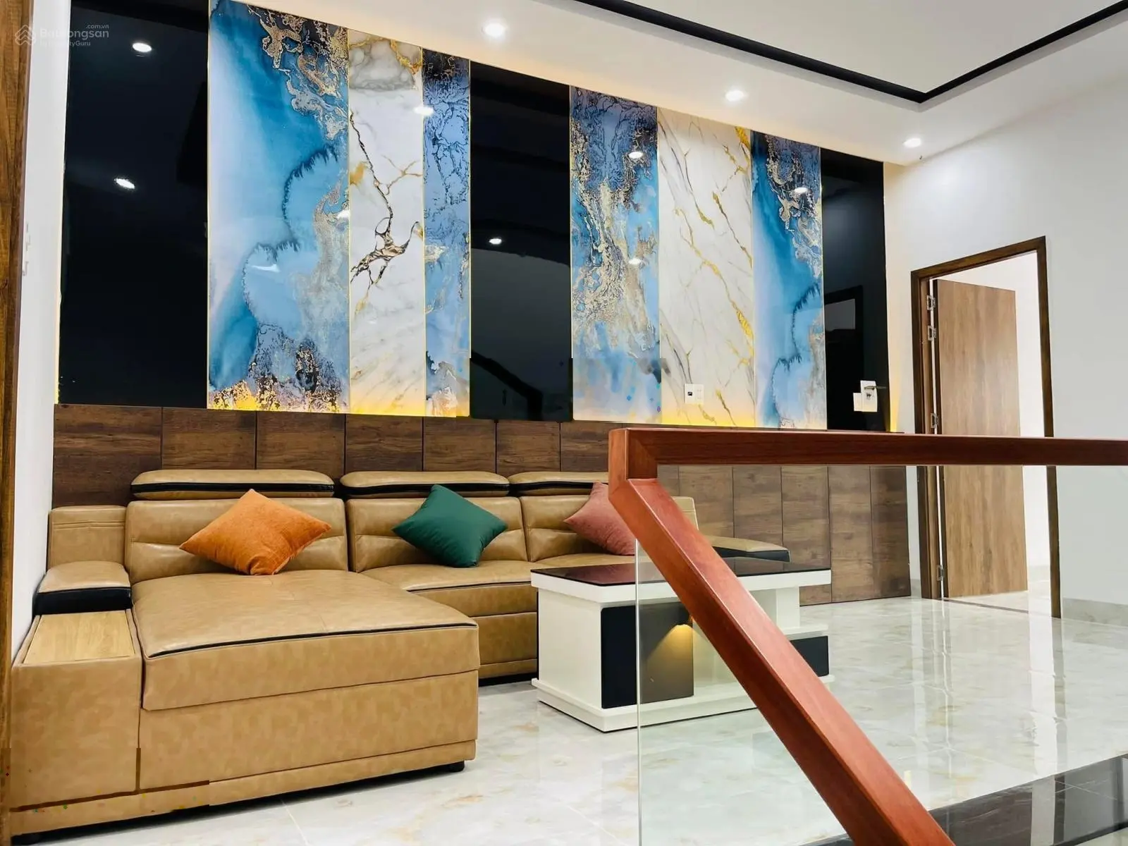 Chính chủ bán gấp nhà đẹp MT đường Bùi Thiện Ngộ, sau lưng trường mầm non Chú Ếch Con. 0935854456