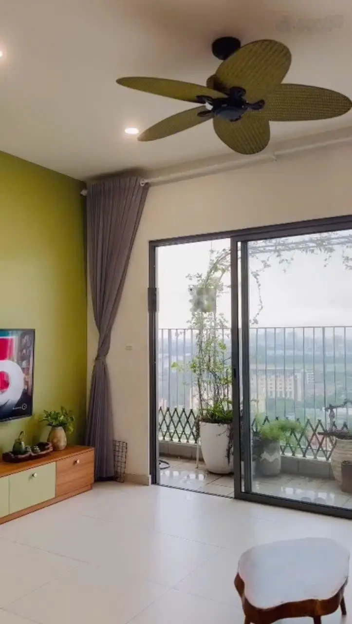 Chính chủ cần bán căn 3N góc 125m2 tầng cao bc Đông Nam Tòa N01 đủ đồ Giá: 7,4 tỷ Premier Berriver