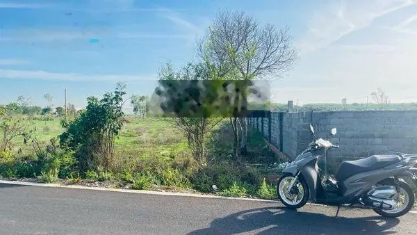 895m2 đất thị trấn Đất Đỏ gần khu công nghiệp ngang 13.7 x 71m thổ cư 100m2 đường nhựa