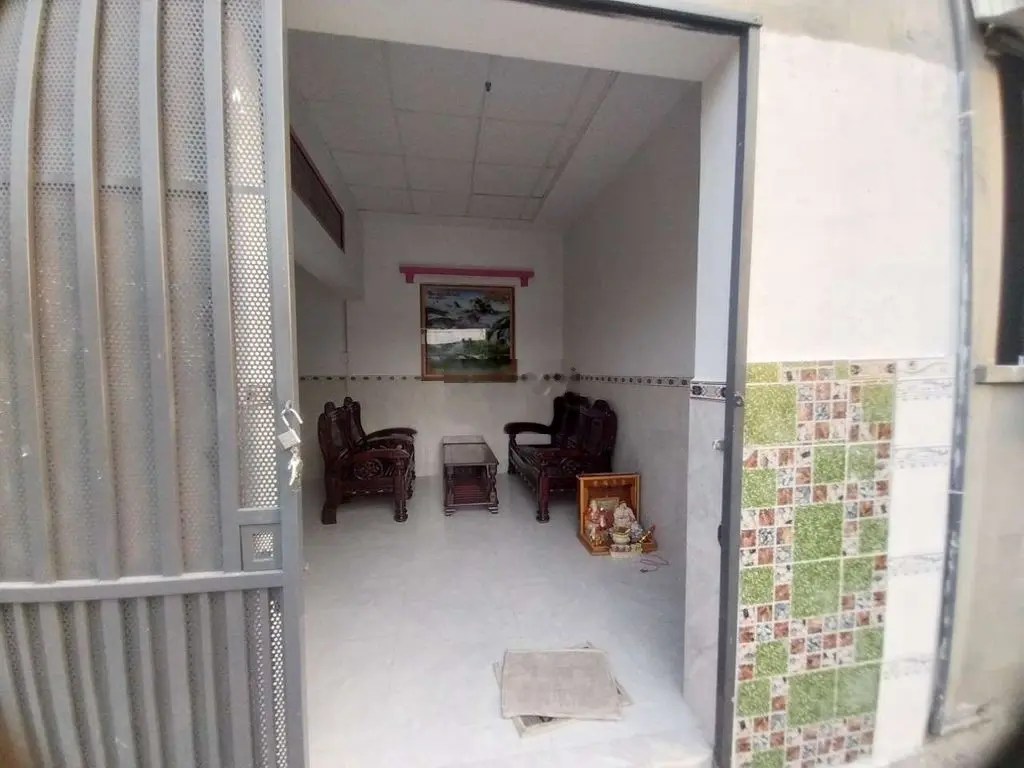 BÁN NHÀ 40M2 MỚI ĐẸP DSH CHỈ 2 CĂN ĐƯOC GIỮ SỔ CHÍNH GẦN CẦU GẠCH DƠI