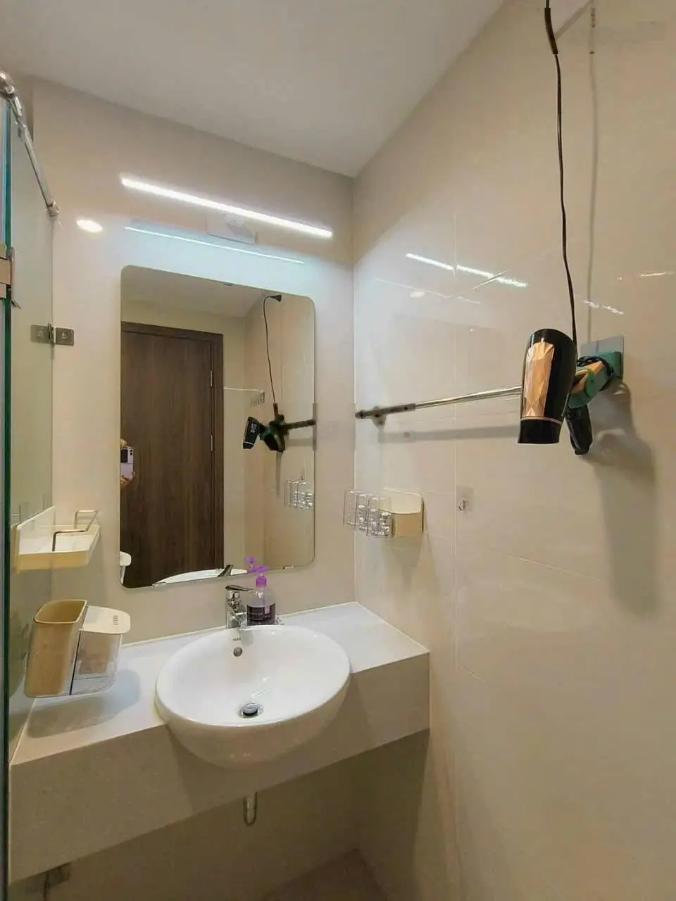 Bán căn hộ view hồ CT9 Vĩnh Điềm Trung DT 75m2 2PN tầng cao, nội thất như hình giá 3.2 tỷ