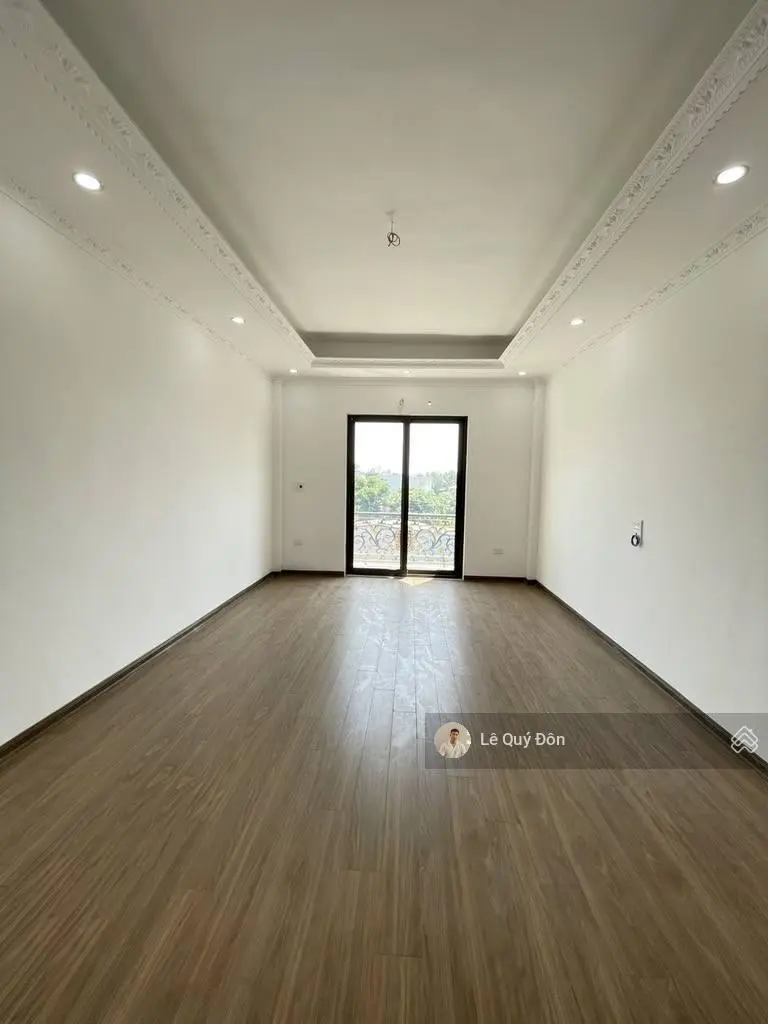 Hàng đã tuyệt chủng. Chỉ 9 tỷ. Sài đồng 50m2 x 6 tầng thang máy, ngõ ô tô tránh