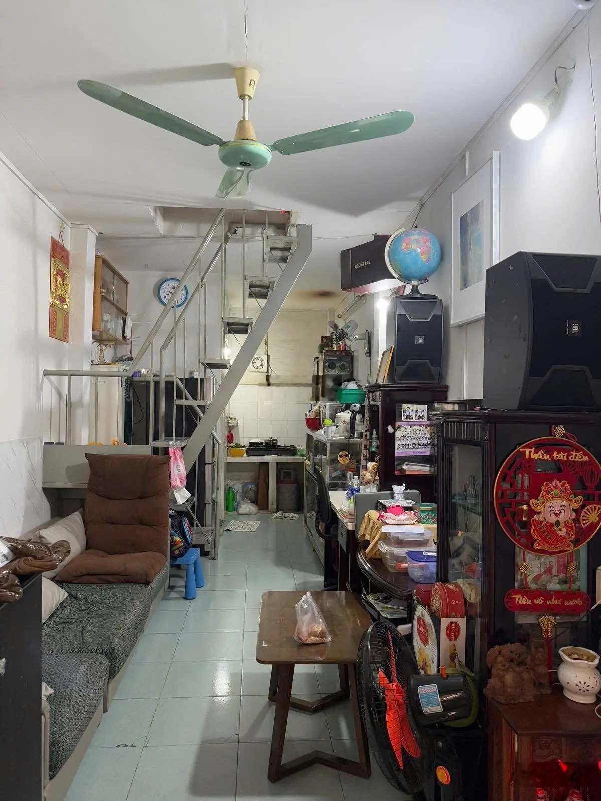 Chính chủ cần bán nhà 3 tầng sát hẻm xe hơi Bùi Đình Túy, P.12