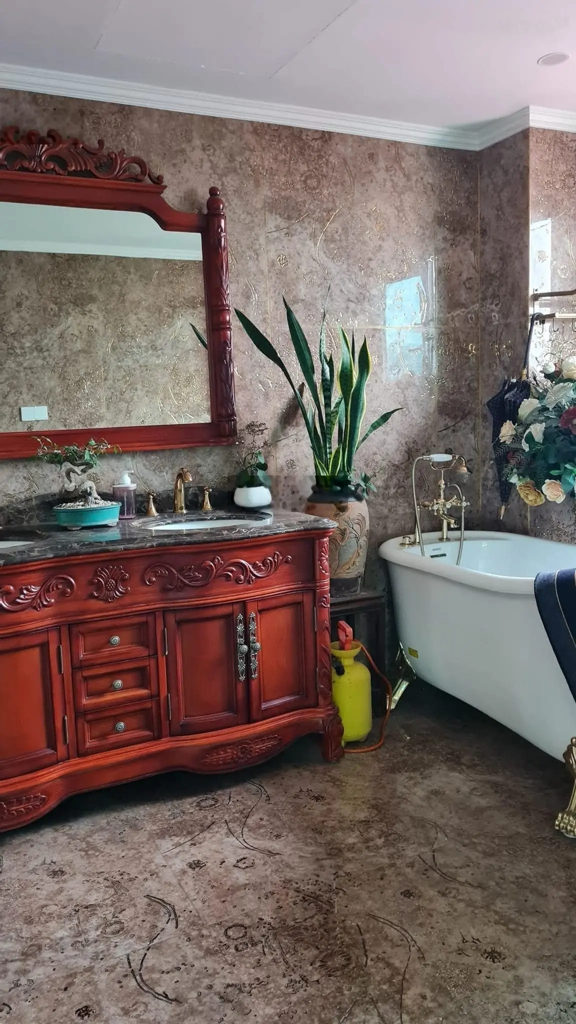 Phố phan văn trường 105m2 - 9 tầng thang máy - vỉa hè kinh doanh sầm uất - full nội thất. hơn 60 tỷ