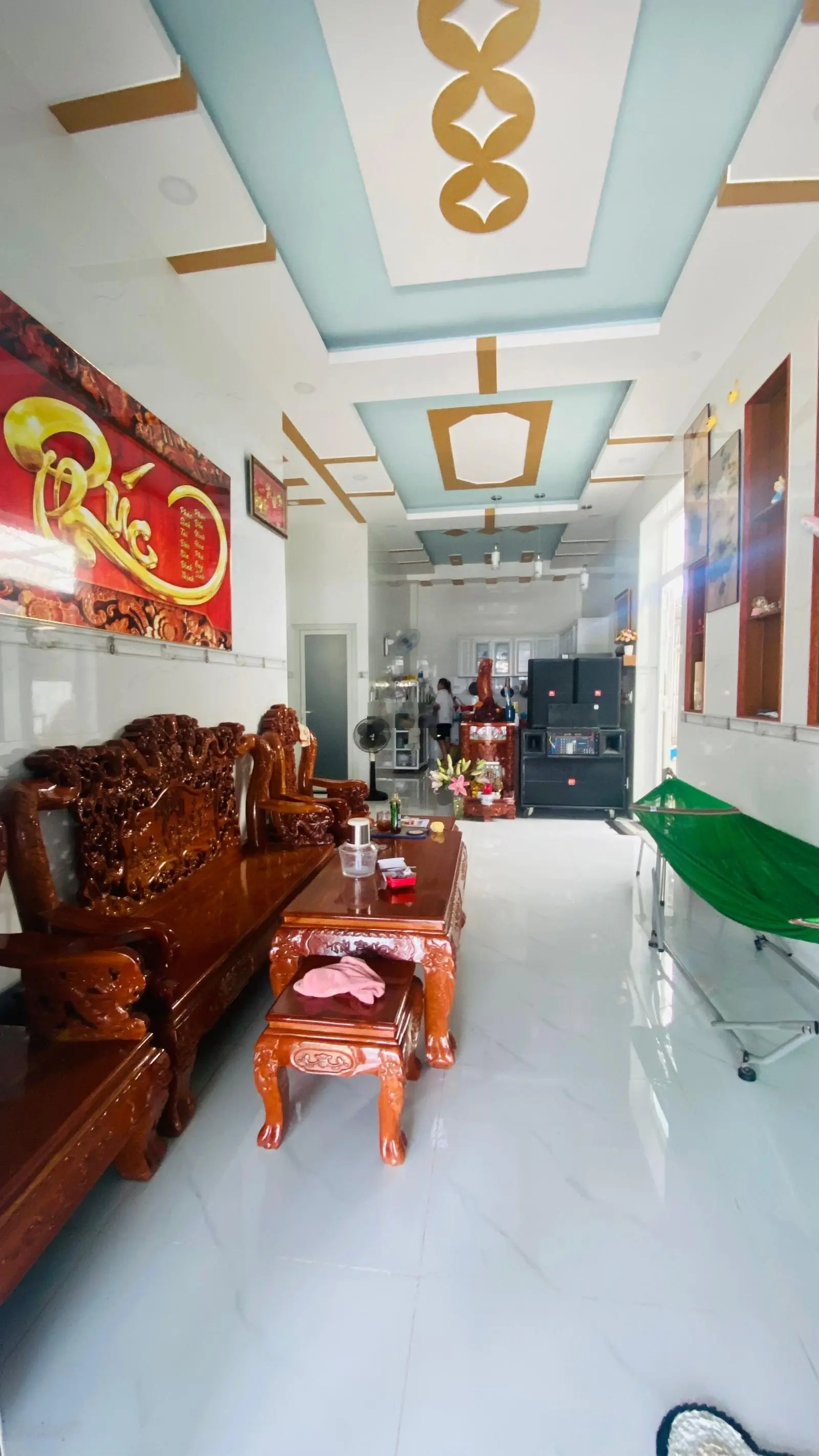 Bán 811m2: Có sắn 45 căn phòng trọ + nhà cấp 4 đường 102, Tăng Nhơn Phú A, giá 35 tỷ TL