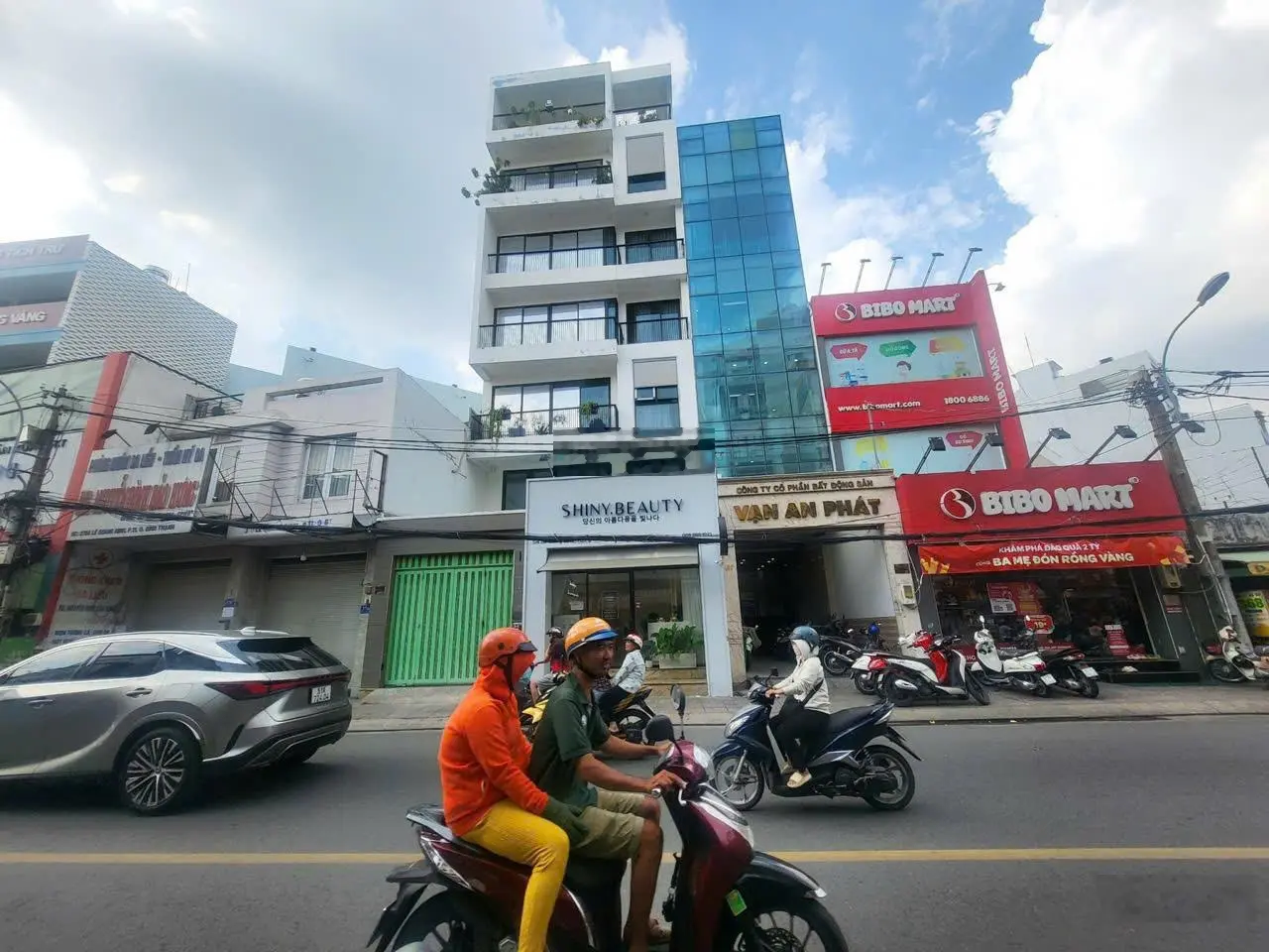 Cần bán nhà MT Lê Quang Định, P7, Bình Thạnh, 5 tầng, DT: 7,2x20m giá bán 39,5 tỷ TL