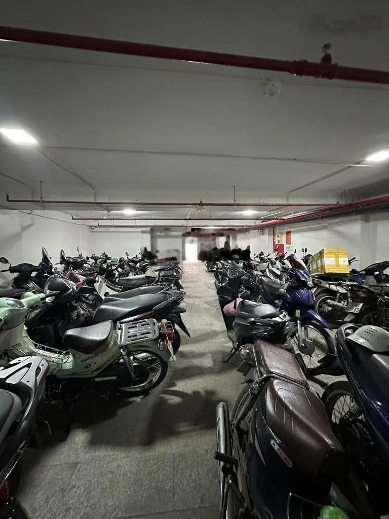 Bán toà văn phòng - vip 1 hầm 9 tầng - KD khủng - 02 thang máy - MP Minh Khai 230m2 MT 9m chỉ 80 tỷ