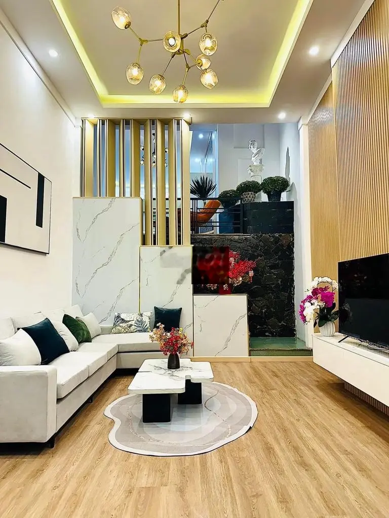 💥Nhà Mới,Tổng 130m2,Đg Hùng Vương,Kinh Doanh Tốt,Đường Mới Trải Nhựa