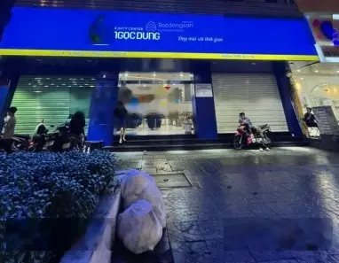 Căn mặt tiền duy nhất đường 3/2 ngay cổng chào Hà Đô (4.5x27m), HTD: 150tr/1th. Giá bán: 50 tỷ TL