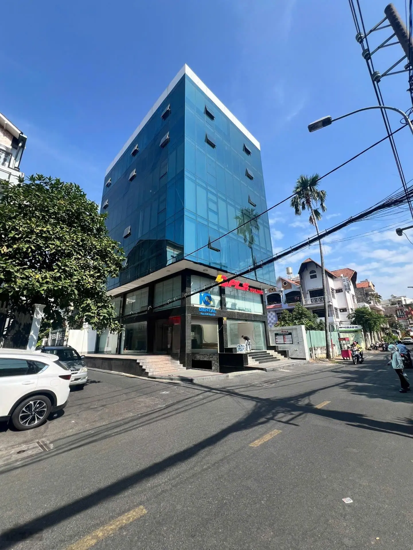 Bán nhà góc 6 tầng mặt phố đẹp - giá tốt - nhiều tiện ích tại đường Nguyễn Huy Tưởng, Bình Thạnh